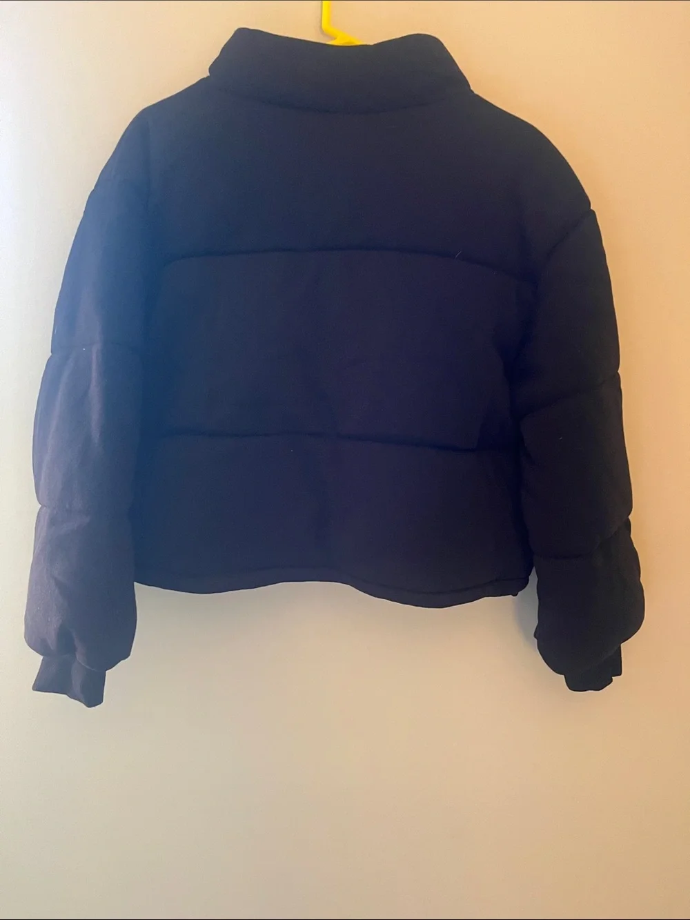 Womens Black Cropped Puffer Jacket